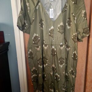 Old Navy Green Floral Dress